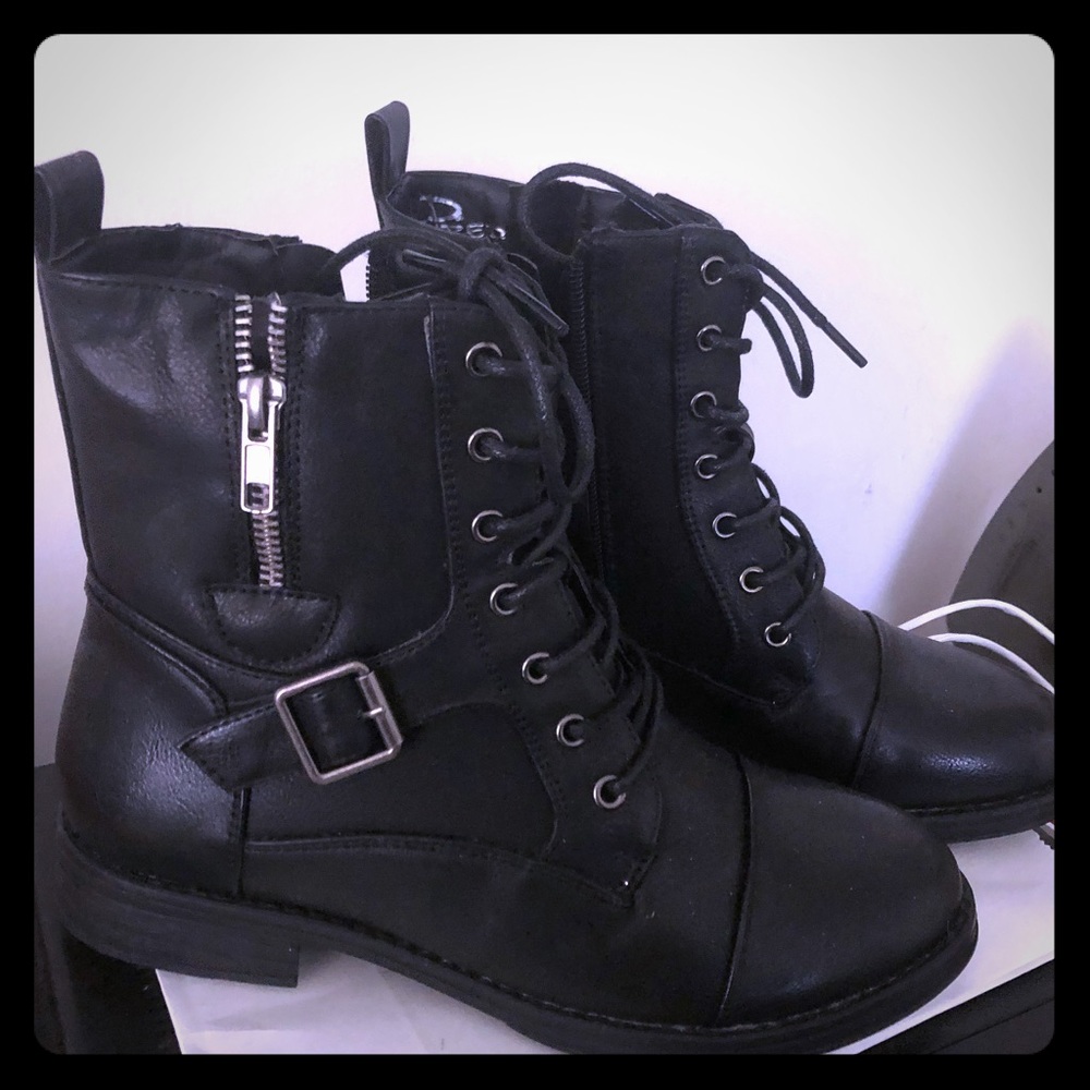 Black Boots